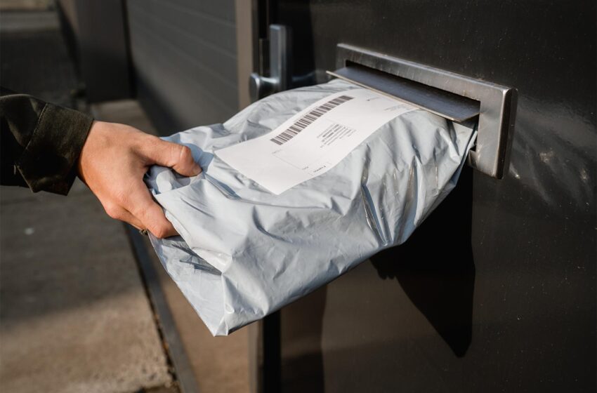  Kleding verzenden met verzendzakken of postdozen?
